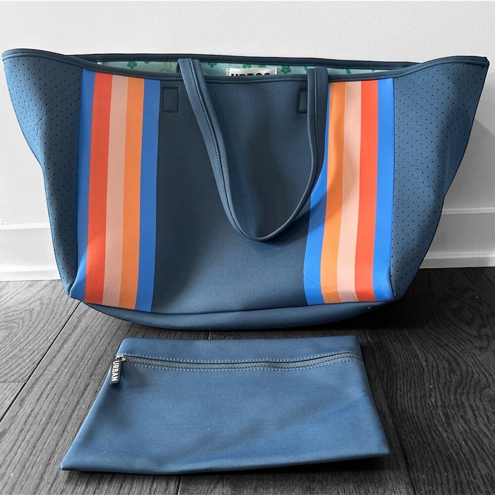 Urban Originals Neoprene Tote - Picture 4 of 4
